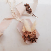 Load image into Gallery viewer, Bridesmaid Box (I)