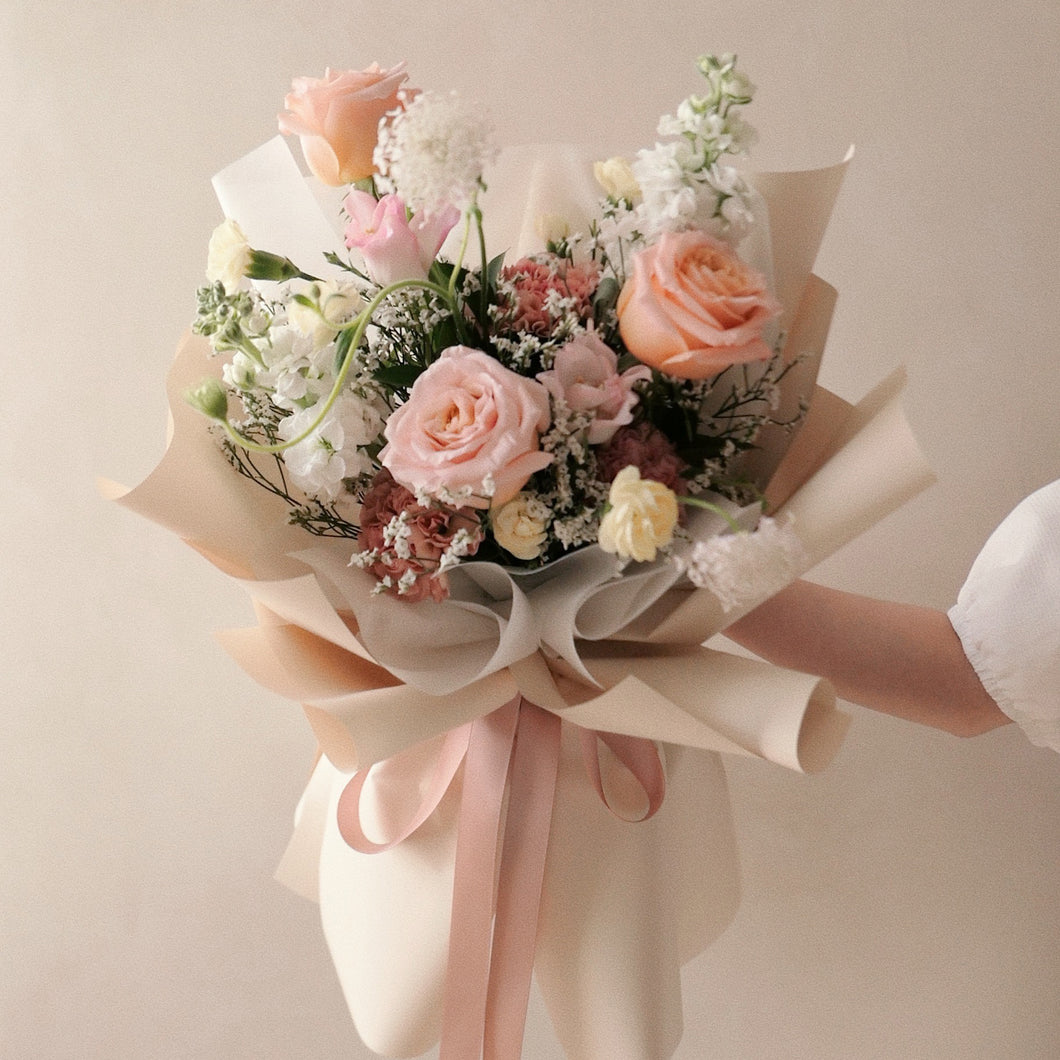Dewyhouse Flower Bouquet x Cocodry 'Taitai' Life Voucher